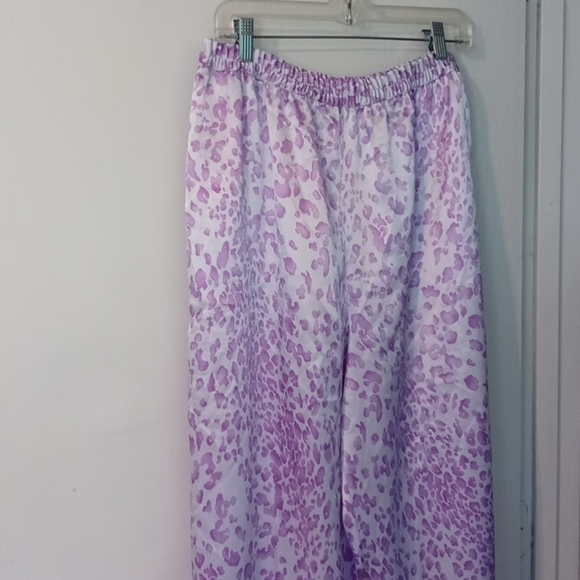 Ivy & Annabelle Pajama Set - Picture 4 of 7